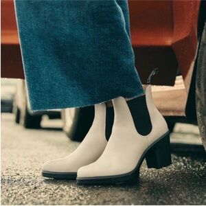NWT Blundstone Heeled Boots